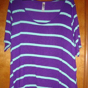 LuLaRoe Perfect Tee, XL